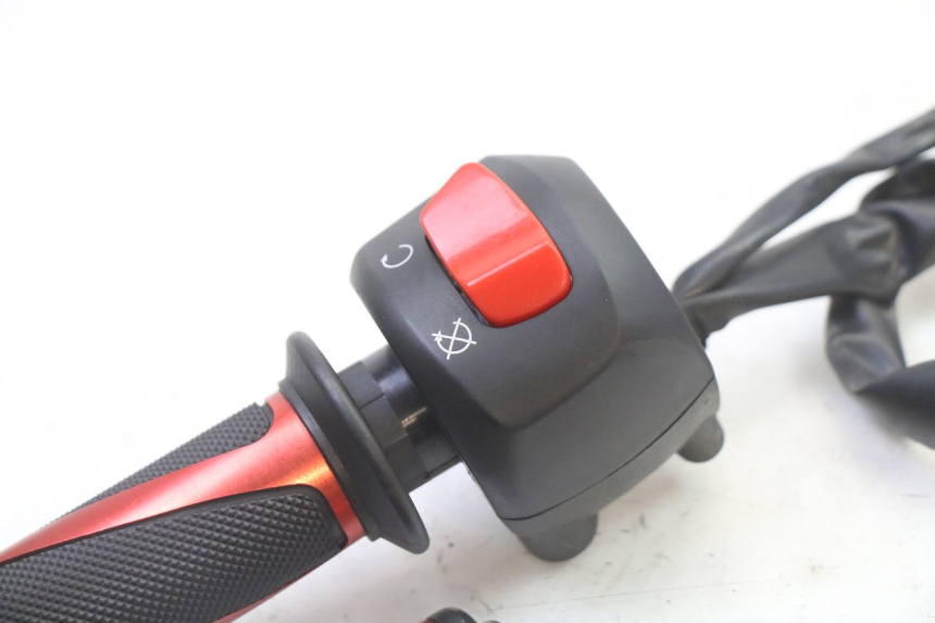 photo de RECHTS SCHALTER KIDEN KD125-G 125 (2018 - 2022)