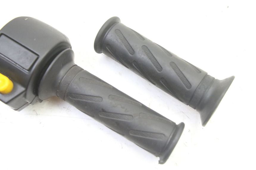 photo de RECHTER LENKERHEBEL PEUGEOT KISBEE 2T 50 (2010 - 2017)