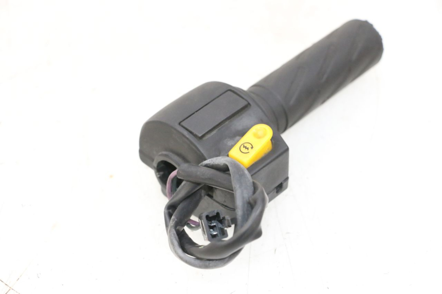 photo de RECHTER LENKERHEBEL PEUGEOT KISBEE 2T 50 (2010 - 2017) - Detailansicht des Bauteils