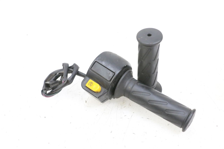 photo de RECHTER LENKERHEBEL PEUGEOT KISBEE 4T 50 (2010 - 2017)