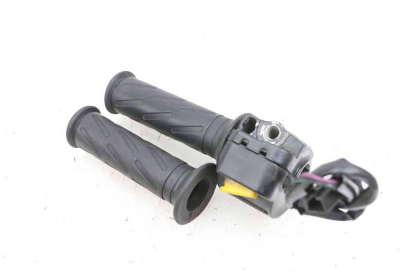 photo de RECHTER LENKERHEBEL PEUGEOT KISBEE 4T 50 (2010 - 2017)