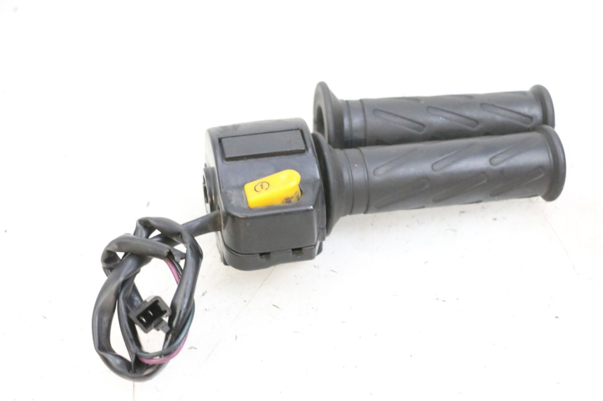 photo de RECHTER LENKERHEBEL PEUGEOT KISBEE 4T 50 (2010 - 2017)