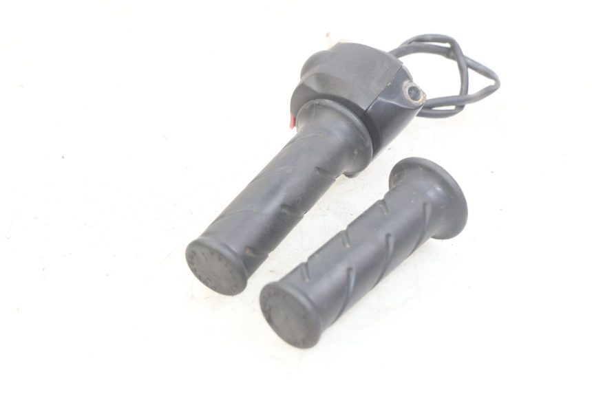 photo de RECHTER LENKERHEBEL PEUGEOT LUDIX 50 (2005 - 2007)
