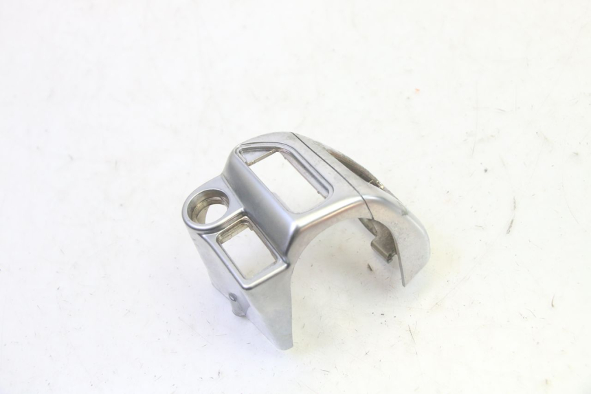 photo de RECHTS SCHALTER PIAGGIO MP3 HPE 350 (2018 - 2020) - Zoom auf Gebrauchszustand