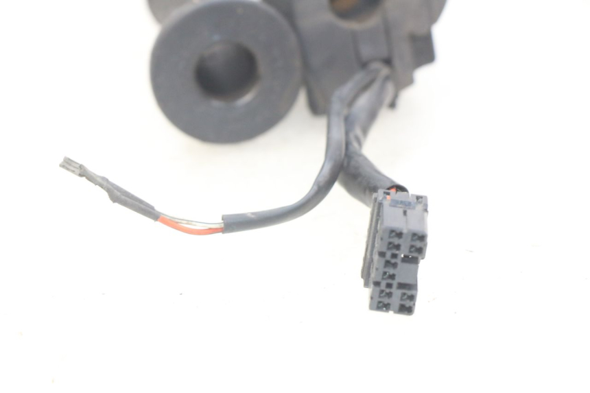 photo de RECHTER LENKERHEBEL GILERA NEXUS 125 (2009 - 2013)