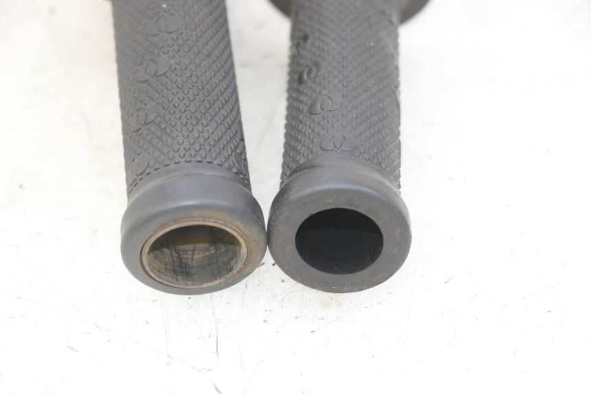 photo de RECHTER LENKERHEBEL GILERA NEXUS 125 (2009 - 2013)