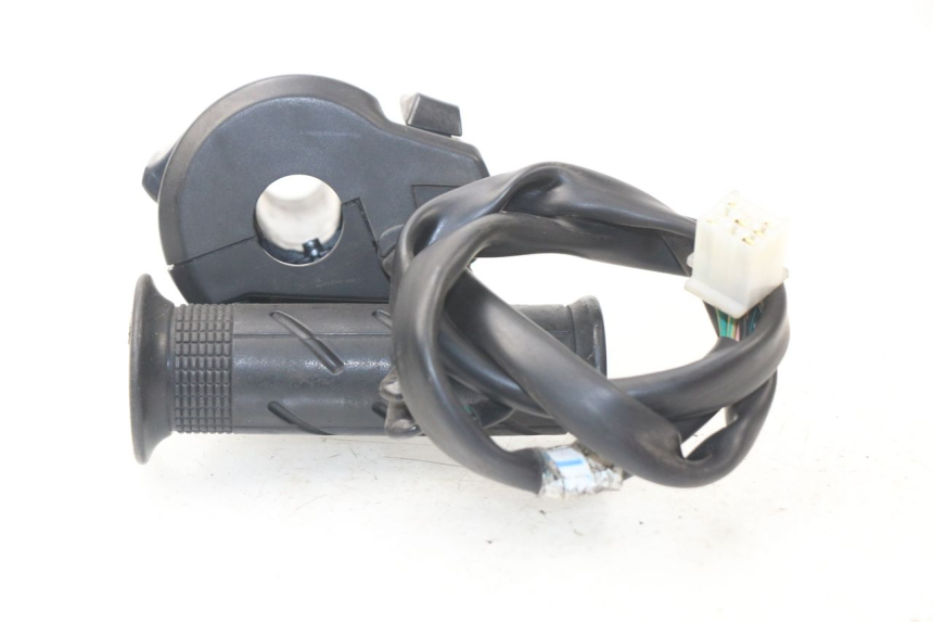 photo de RECHTER LENKERHEBEL HONDA PCX (JF47) 125 (2012 - 2013)