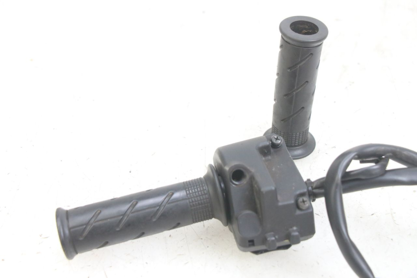 photo de RECHTER LENKERHEBEL HONDA PCX (JF47) 125 (2012 - 2013)