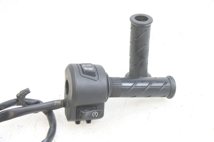 photo de RECHTER LENKERHEBEL HONDA PCX (JF47) 125 (2012 - 2013)