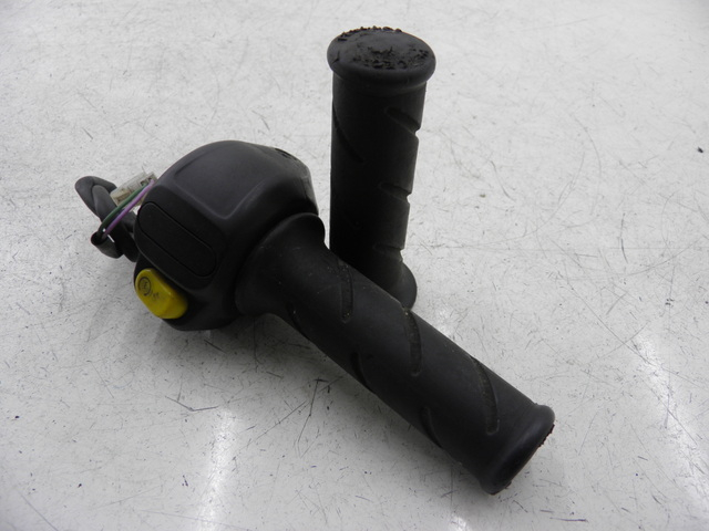 photo de RECHTER LENKERHEBEL PEUGEOT LUDIX 50 (2008 - 2017)