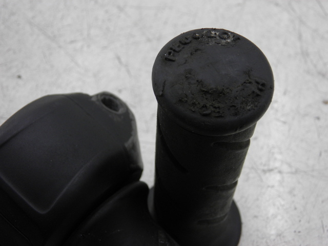 photo de RECHTER LENKERHEBEL PEUGEOT LUDIX 50 (2008 - 2017)