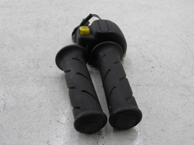 photo de RECHTER LENKERHEBEL PEUGEOT LUDIX 50 (2008 - 2017)