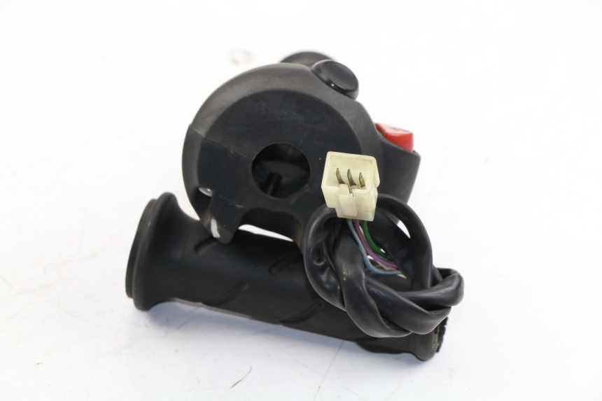 photo de RECHTER LENKERHEBEL PEUGEOT SATELIS COMPRESSOR K15 125 (2006 - 2009)