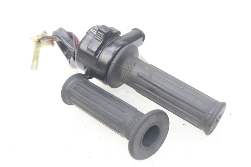 photo de RECHTER LENKERHEBEL YAMAHA PW 50 (1984 - 2020)