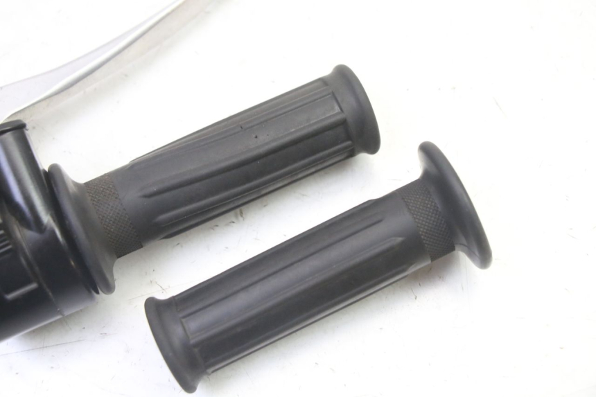 photo de RECHTER LENKERHEBEL YAMAHA PW 50 (1984 - 2020)