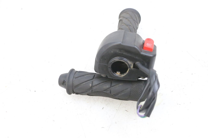 photo de RECHTER LENKERHEBEL TNT MOTOR ROMA 10' 4T 50 (2019 - 2022) - Technische Nahaufnahme