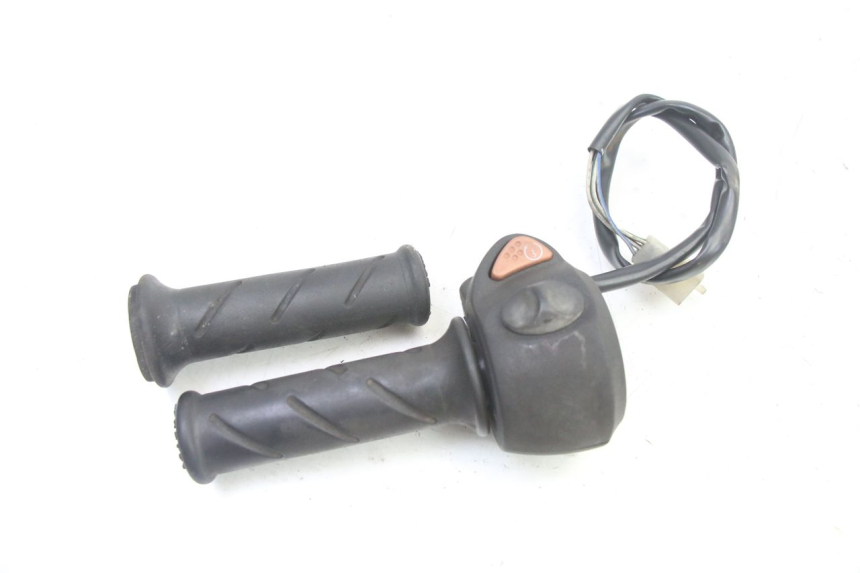 photo de RECHTS SCHALTER PEUGEOT SATELIS 250 (2006 - 2012)