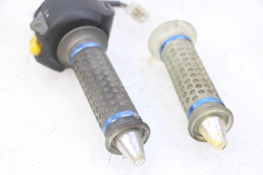 photo de RECHTS SCHALTER PEUGEOT SPEEDFIGHT 2 LC 50 (2000 - 2009)