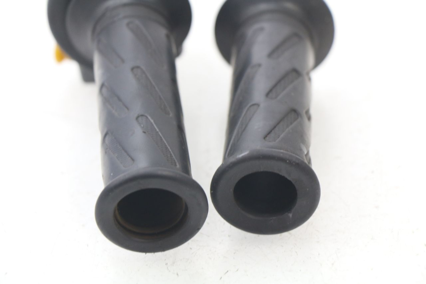 photo de RECHTER LENKERHEBEL PEUGEOT SPEEDFIGHT 3 AIR 50 (2009 - 2015)