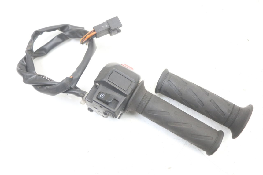 photo de RECHTER LENKERHEBEL SUZUKI BURGMAN 125 (2007 - 2014)