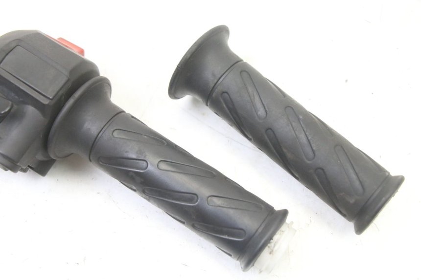 photo de RECHTS SCHALTER SUZUKI UH BURGMAN 125 (2002 - 2006)