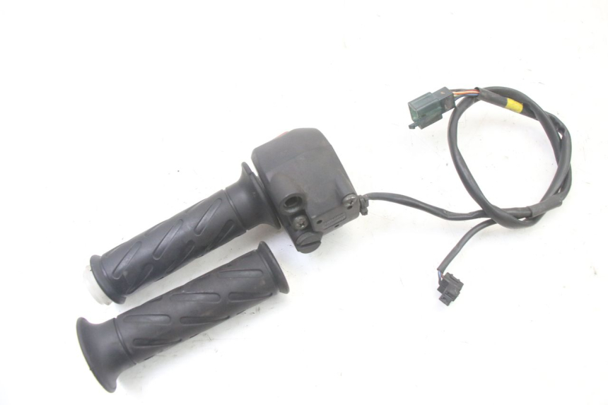 photo de RECHTS SCHALTER SUZUKI UH BURGMAN 125 (2002 - 2006)