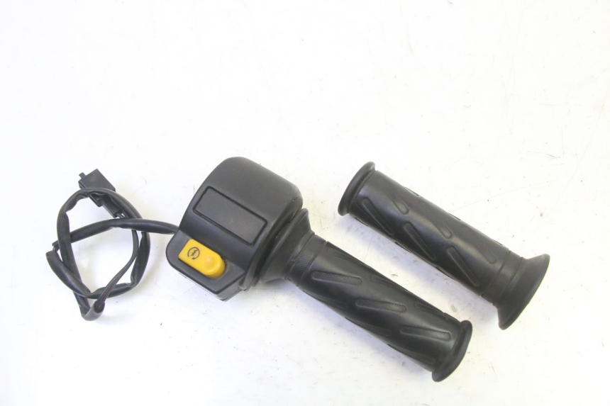 photo de RECHTER LENKERHEBEL PEUGEOT VIVACITY NEW 2T 50 (2008 - 2017)