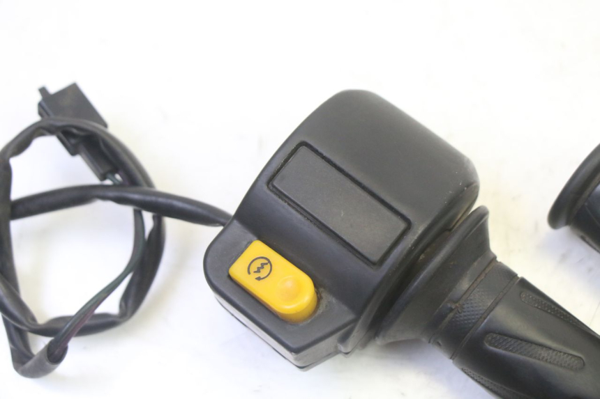 photo de RECHTER LENKERHEBEL PEUGEOT VIVACITY NEW 2T 50 (2008 - 2017)