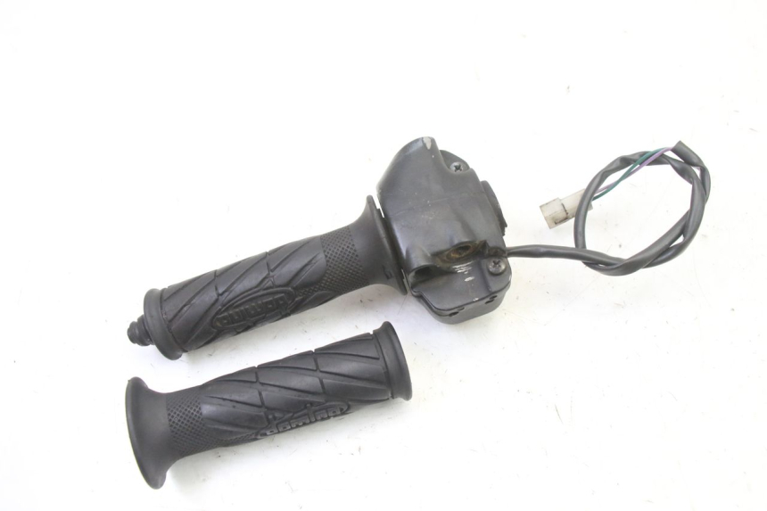 photo de RECHTER LENKERHEBEL PEUGEOT VIVACITY 50 (2004 - 2009)