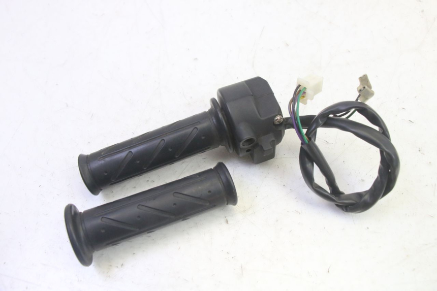 photo de RECHTER LENKERHEBEL DAELIM VJ ROADWIN FI 125 (2008 - 2017) - Gesamtansicht des Produkts