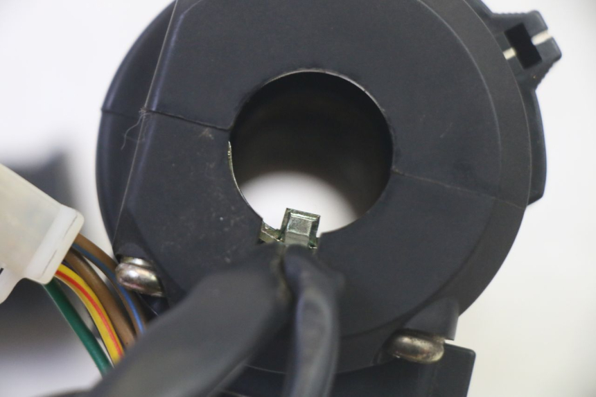 photo de RECHTER LENKERHEBEL DAELIM VJ ROADWIN FI 125 (2008 - 2017) - Details der Befestigungspunkte