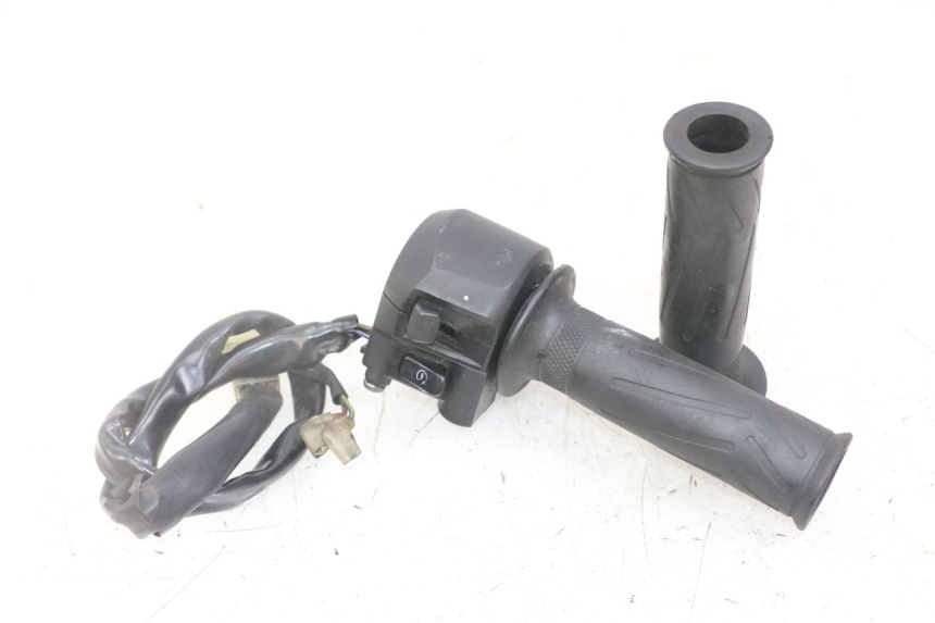 photo de RECHTER LENKERHEBEL YAMAHA X-MAX XMAX 125 (2010 - 2014)
