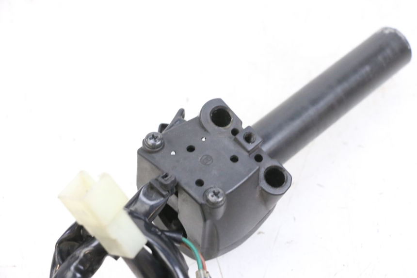 photo de RECHTER LENKERHEBEL YAMAHA X-MAX XMAX 125 (2010 - 2014)