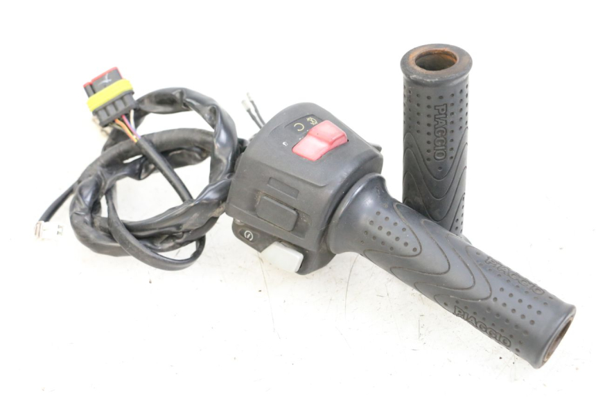 photo de RECHTER LENKERHEBEL PIAGGIO X10 125 (2012 - 2017)