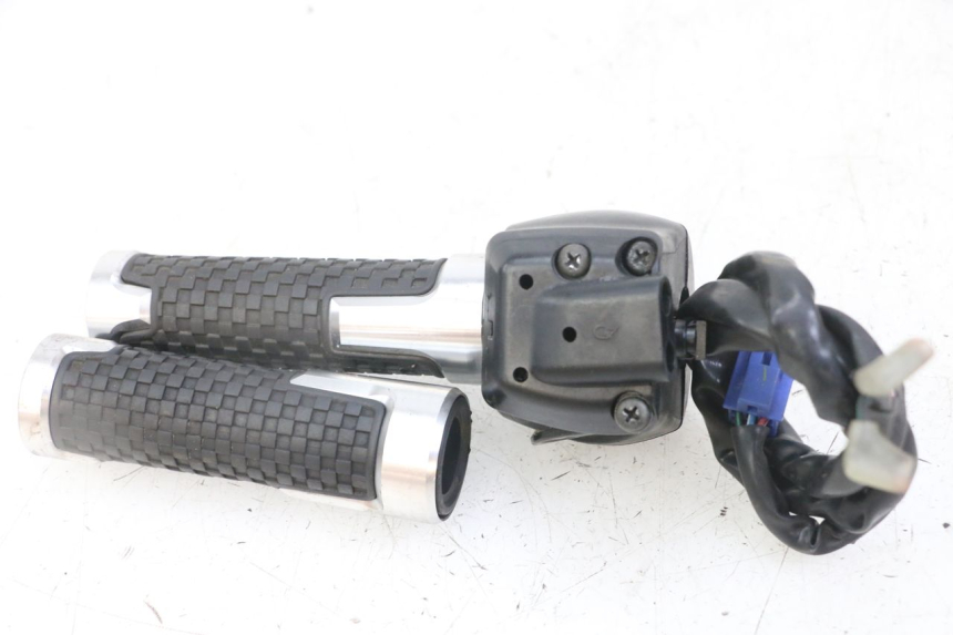 photo de RECHTS SCHALTER YAMAHA XJ6 ABS 600 (2008 - 2016)