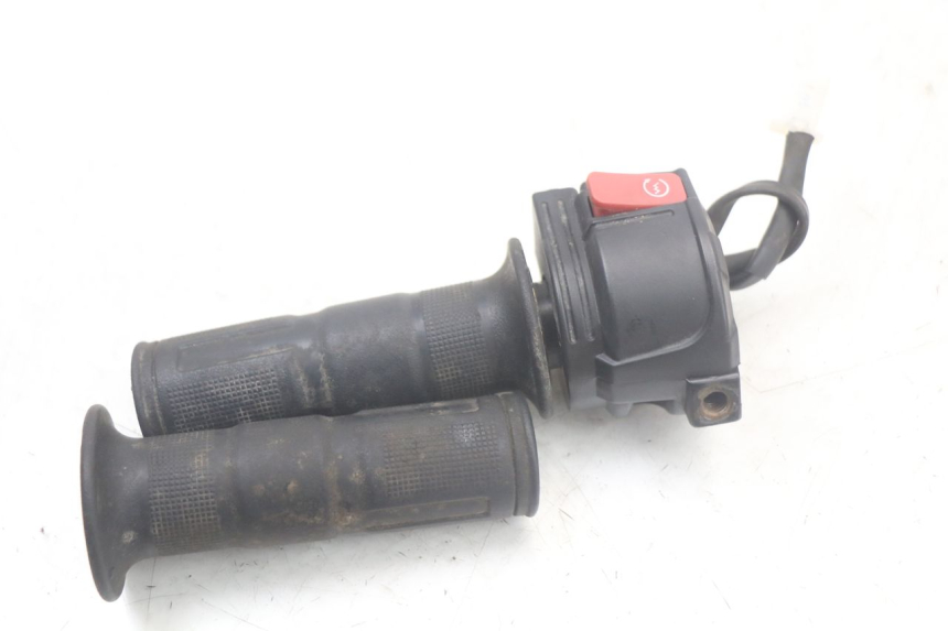 photo de RECHTER LENKERHEBEL YAMAHA AEROX 2T 50 (2013 - 2017)