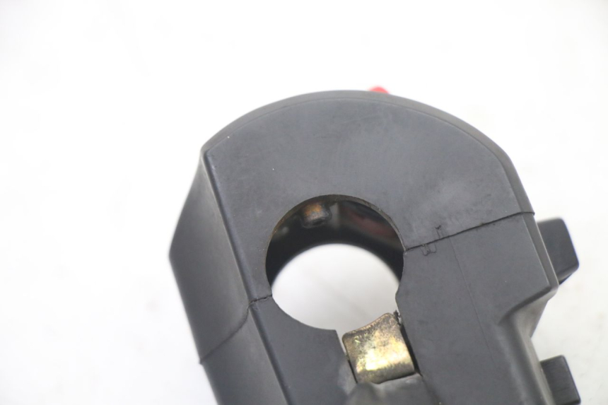 photo de RECHTER LENKERHEBEL YAMAHA FZS FAZER 600 (2001 - 2003)