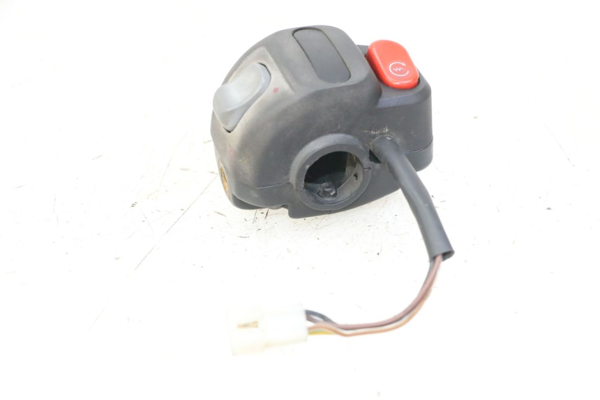 photo de RECHTER LENKERHEBEL YAMAHA YP MAJESTY 125 (2007 - 2010)
