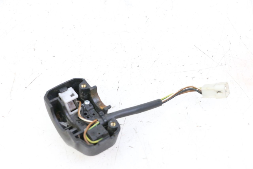 photo de RECHTER LENKERHEBEL YAMAHA YP MAJESTY 125 (2002 - 2006)