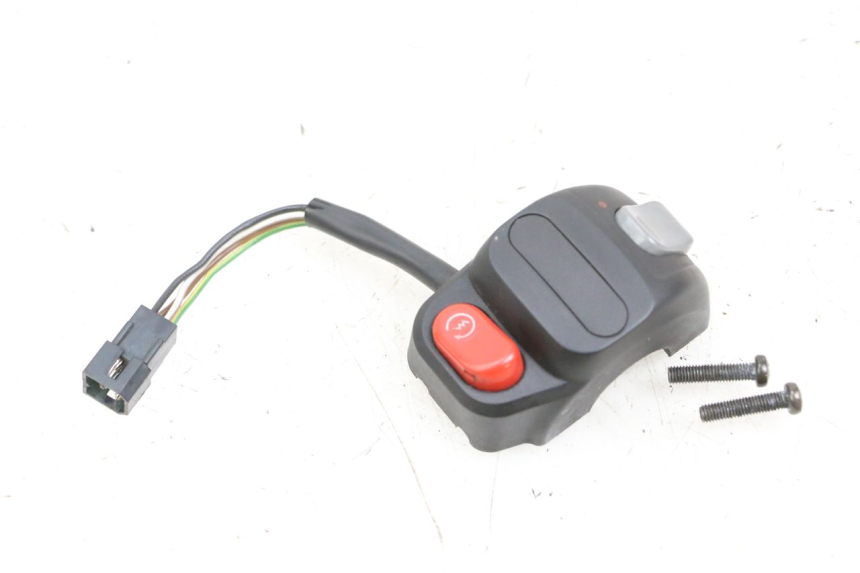 photo de RECHTER LENKERHEBEL YAMAHA YP MAJESTY 125 (2002 - 2006) - Hauptansicht