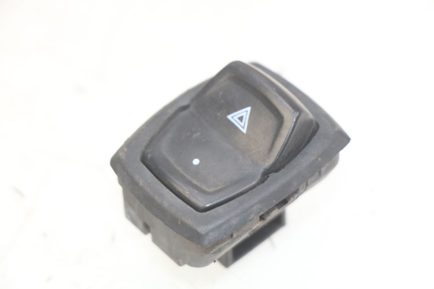 photo de BLINKER- UND WARNBLINKHEBEL PEUGEOT DJANGO 4T 50 (2014 - 2019)