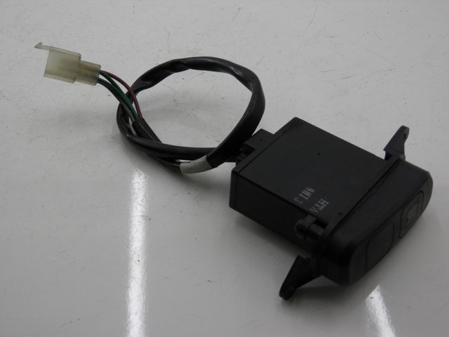 photo de WARNBLINKER SCHALTER SYM GTS EVO 125 (2009 - 2013)