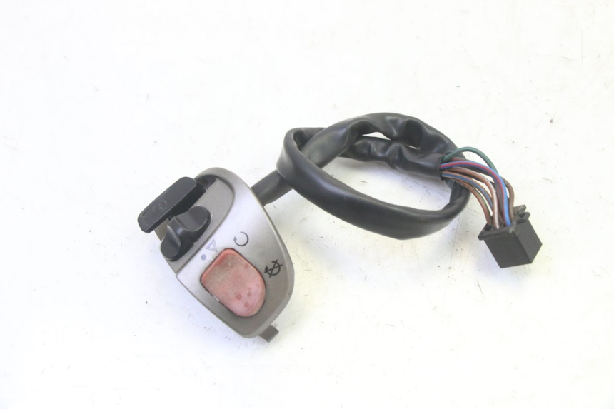 photo de LINKS SCHALTER QUADRO 4 4D 350 (2015 - 2018)