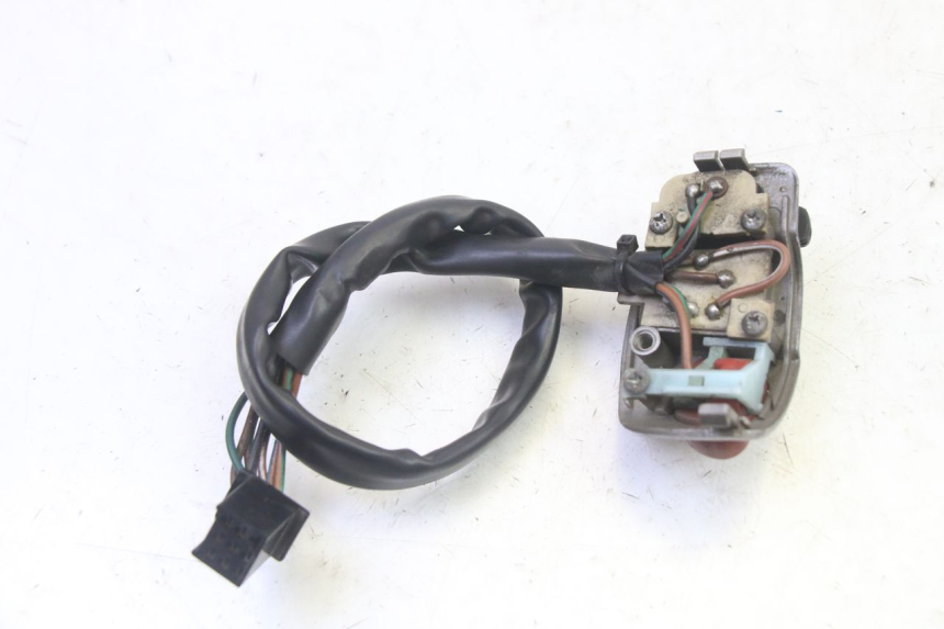 photo de LINKS SCHALTER QUADRO 4 4D 350 (2015 - 2018)