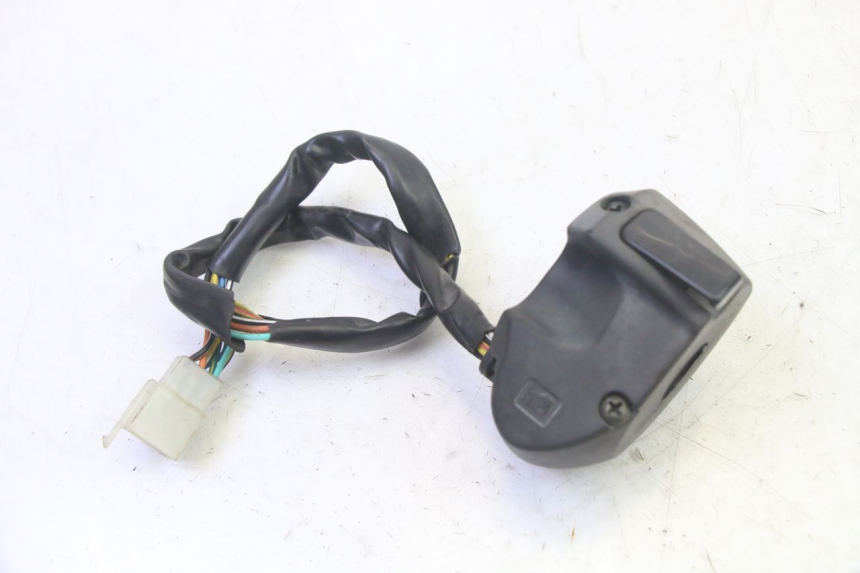 photo de LINKS SCHALTER ADIVA AD3 300 (2014 - 2020)