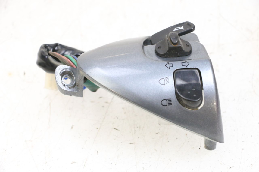 photo de LINKS SCHALTER MBK FLAME X 125 (2007 - 2016) - Technische Nahaufnahme