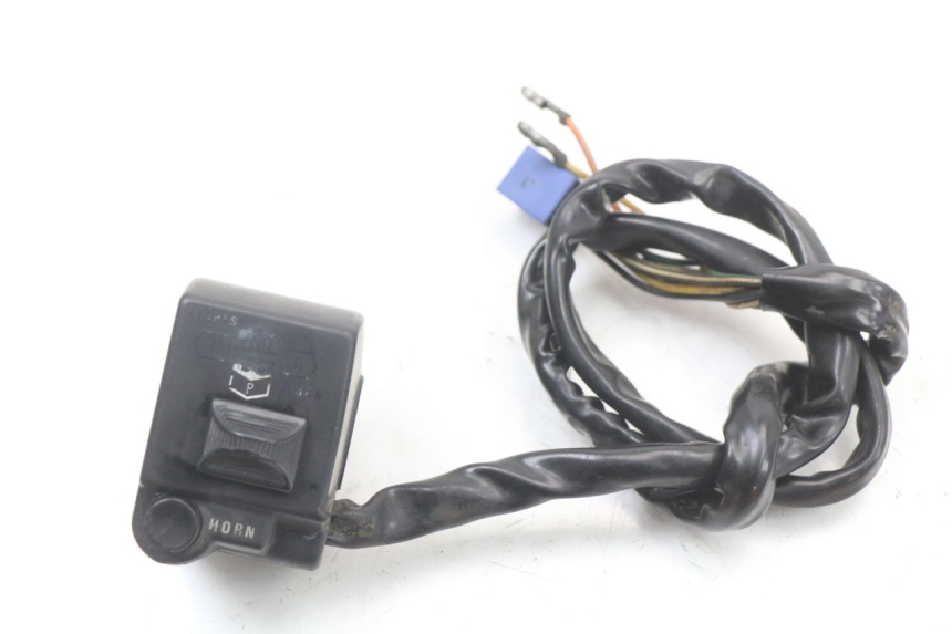 photo de LINKS SCHALTER SUZUKI GSX E 250 (1982 - 1983)