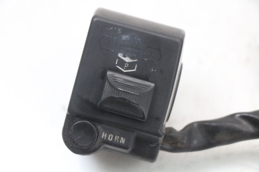 photo de LINKS SCHALTER SUZUKI GSX E 250 (1982 - 1983)