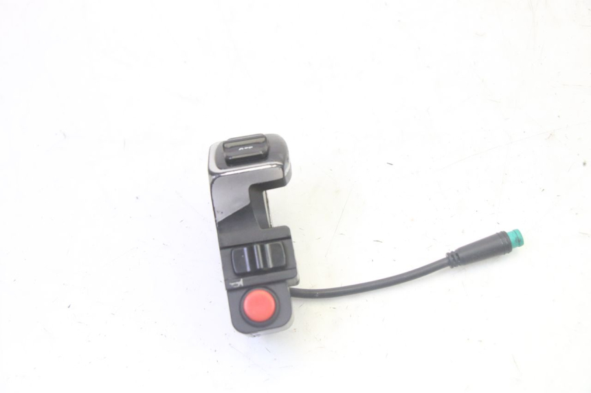 photo de LINKS SCHALTER HITWAY H5 1