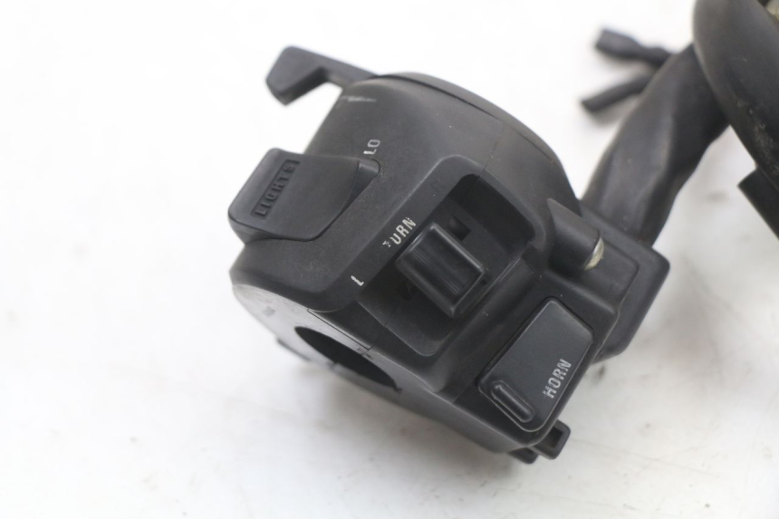 photo de LINKS SCHALTER HONDA CBR F 1000 (1993 - 1996)